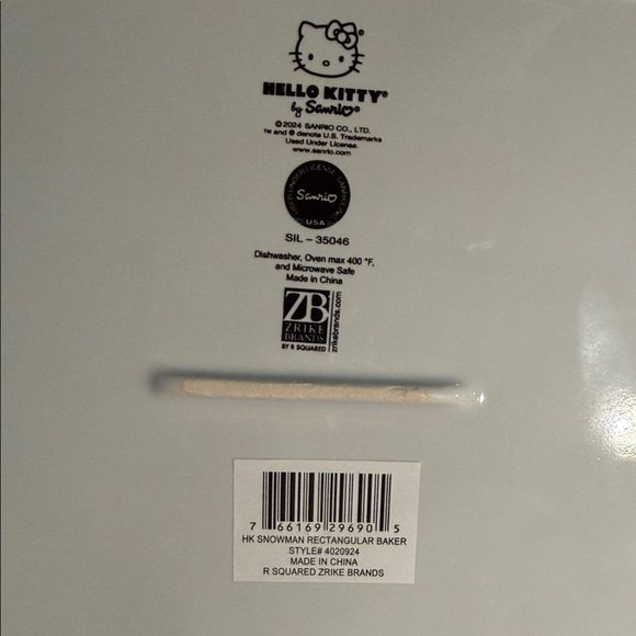 Hello Kitty Snowman Rectangular Baker - Picture 2 of 4